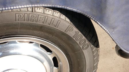タイヤ ピレリーの写真です